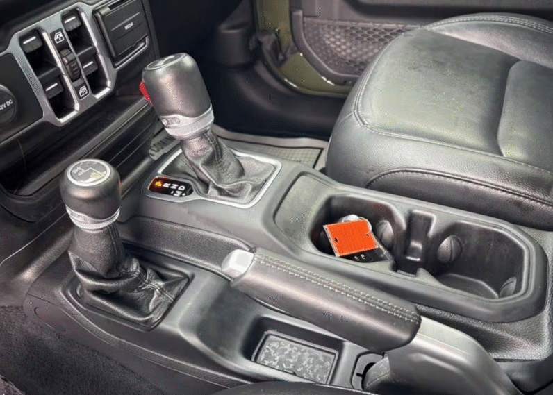 Jeep (LHD) Wrangler Unlimited Willys 2021