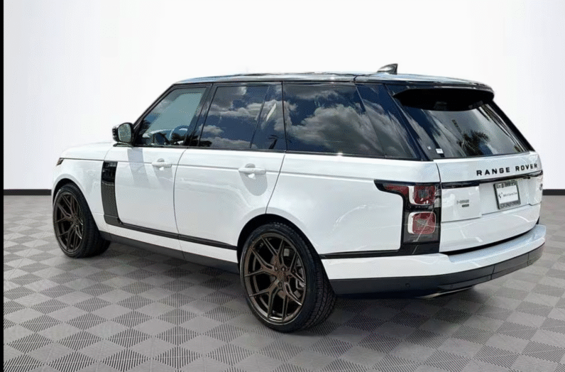 Land Rover (LHD) Range Rover P400 HSE 2021