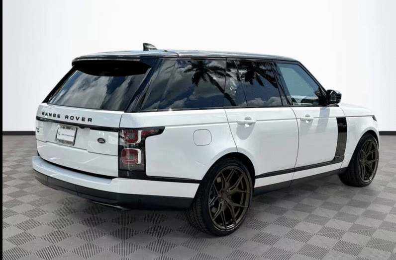 Land Rover (LHD) Range Rover P400 HSE 2021