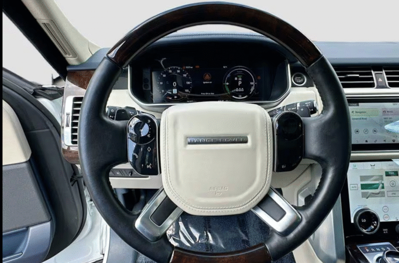 Land Rover (LHD) Range Rover P400 HSE 2021