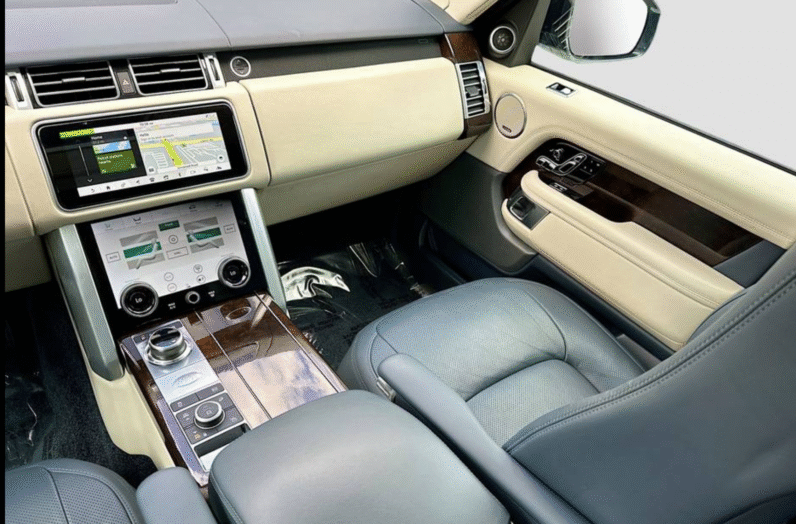 Land Rover (LHD) Range Rover P400 HSE 2021