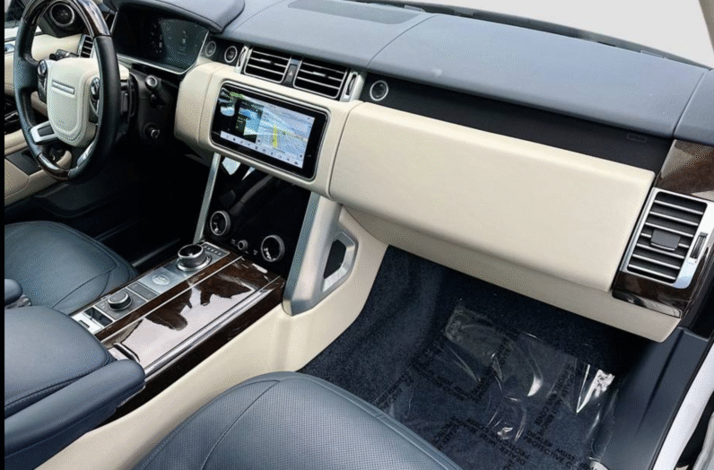 Land Rover (LHD) Range Rover P400 HSE 2021