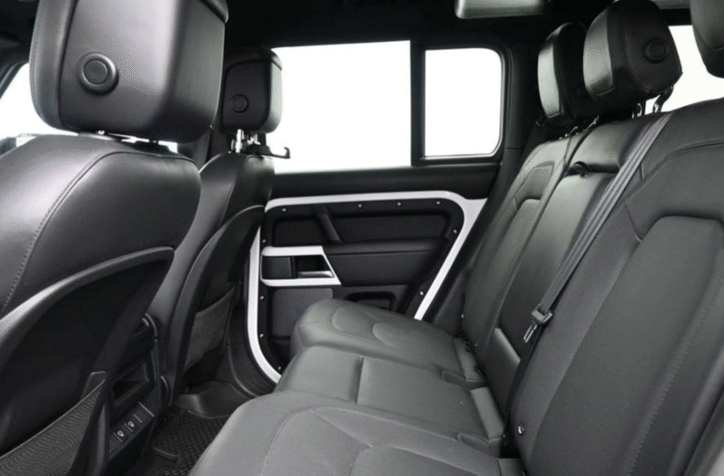 Land Rover (LHD) Defender 110 P400 HSE 2021