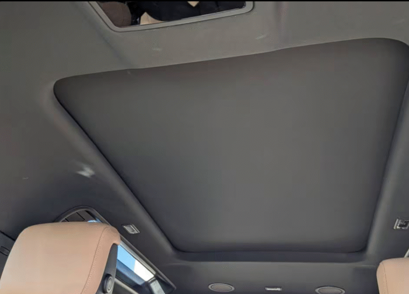 Land Rover (LHD) Defender 2025 Green