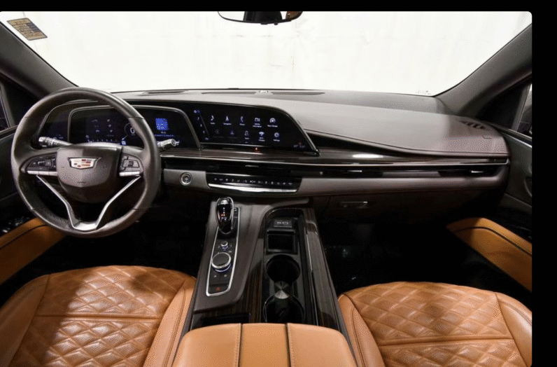 Cadillac (LHD) Escalade Premium Luxury 2021