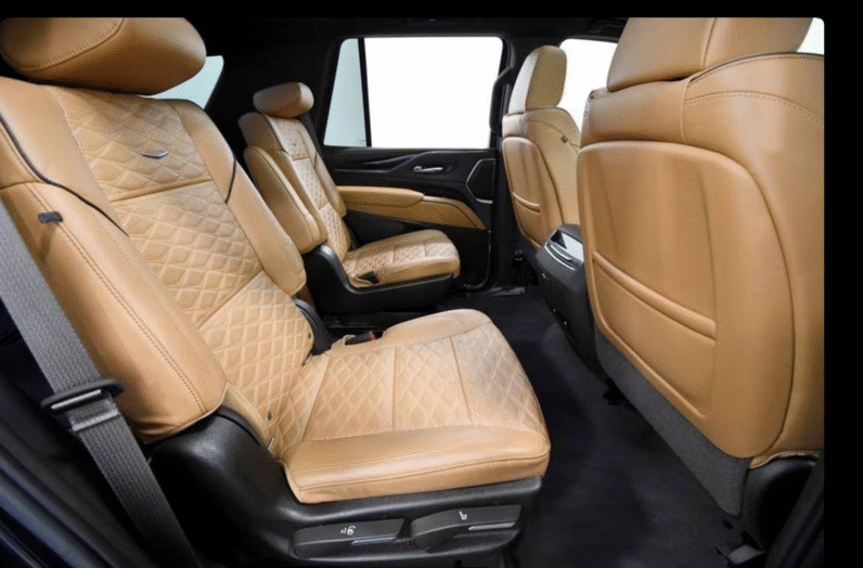 Cadillac (LHD) Escalade Premium Luxury 2021