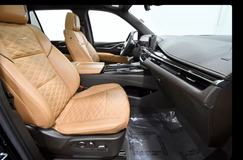 Cadillac (LHD) Escalade Premium Luxury 2021