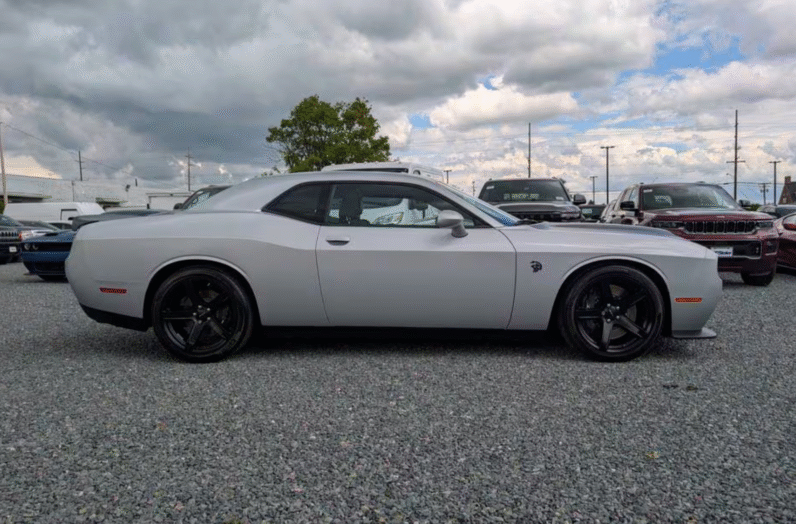 Dodge (LHD) Challenger R/T Scat Pack 2021