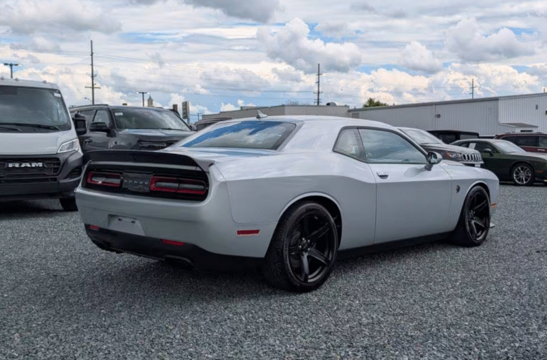 Dodge (LHD) Challenger R/T Scat Pack 2021