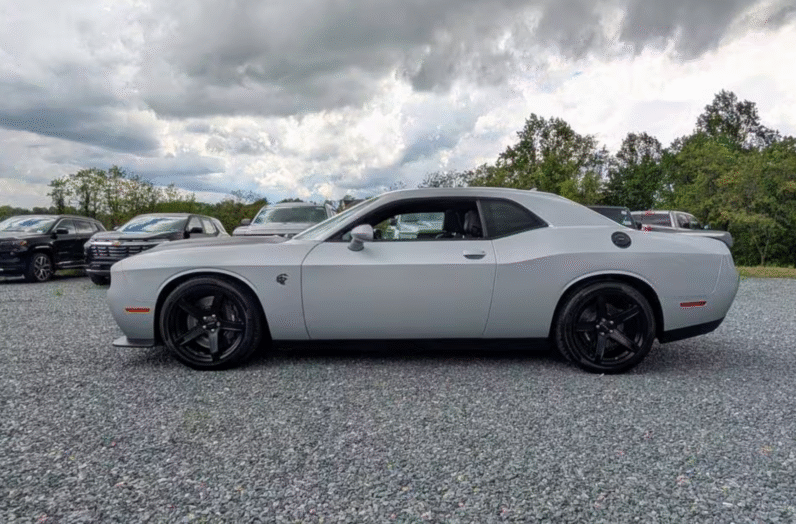 Dodge (LHD) Challenger R/T Scat Pack 2021