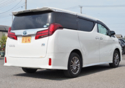 Toyota (RHD) Alphard Hybrid Executive Lounge 2020