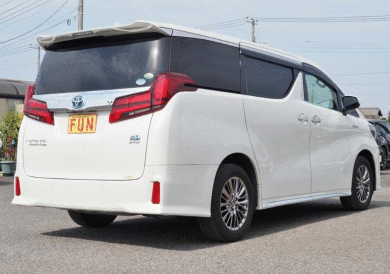 Toyota (RHD) Alphard Hybrid Executive Lounge 2020