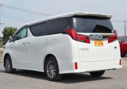 Toyota (RHD) Alphard Hybrid Executive Lounge 2020