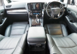 Toyota (RHD) Alphard Hybrid Executive Lounge 2020