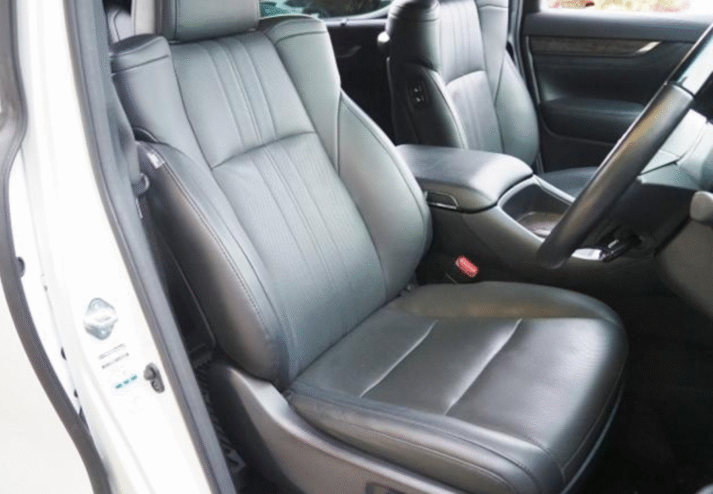 Toyota (RHD) Alphard Hybrid Executive Lounge 2020