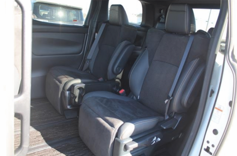 Toyota (RHD) Alphard Hybrid S 2021