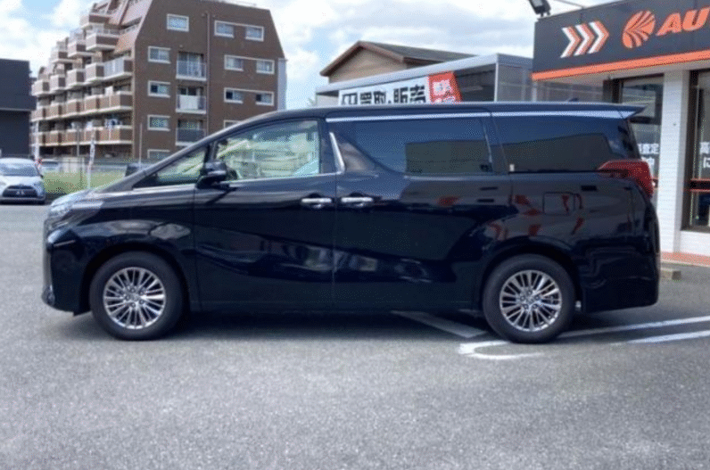 Toyota (RHD) Alphard Hybrid Executive Lounge S 2022