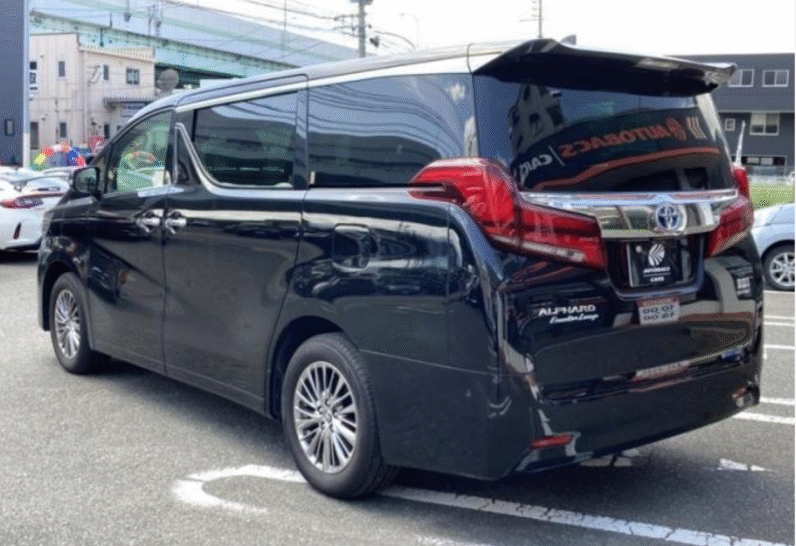 Toyota (RHD) Alphard Hybrid Executive Lounge S 2022