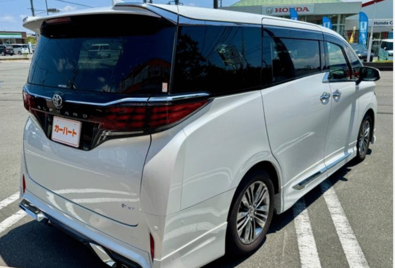 Toyota (RHD) Alphard Hybrid Z 2023