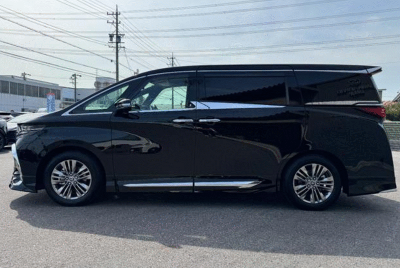 Toyota (RHD) Alphard Hybrid Z 2024