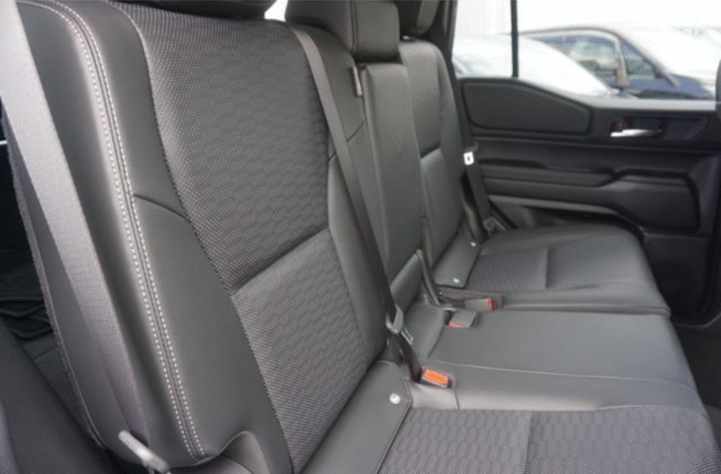 Toyota (RHD) Land Cruiser 250 VX 2024