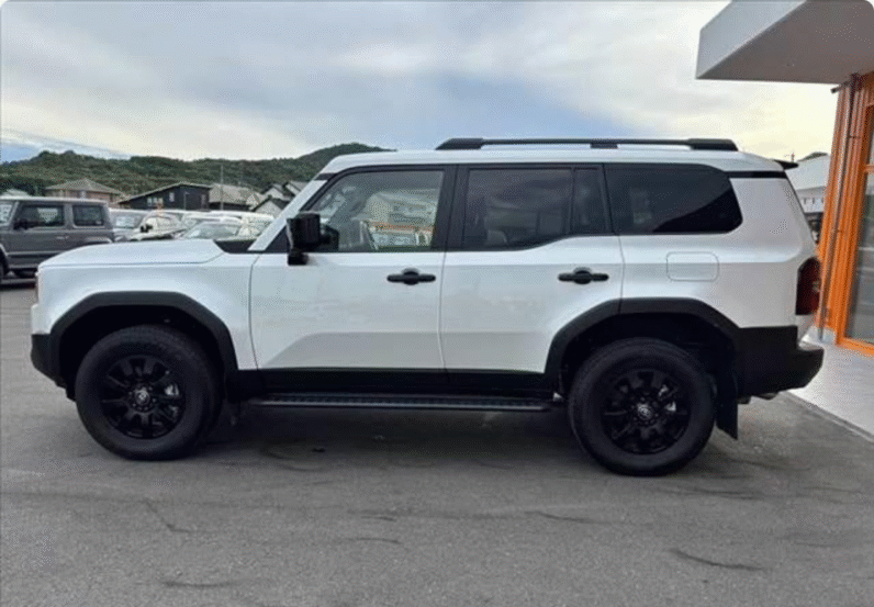 Toyota (RHD) Land Cruiser 250 VX 2024