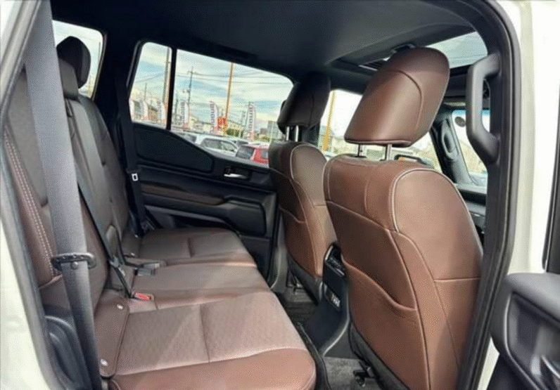 Toyota (RHD) Land Cruiser 250 VX 2024