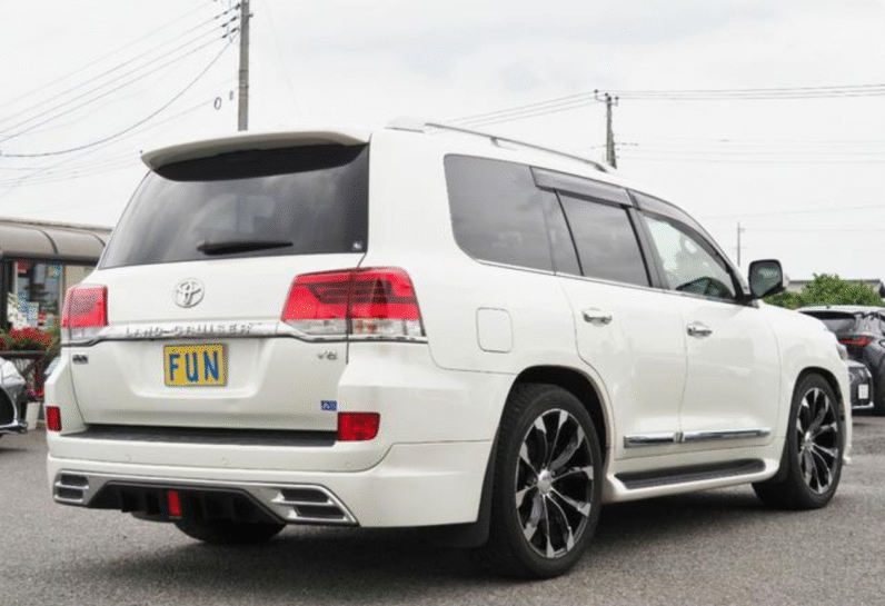 Toyota (RHD) Land Cruiser ZX 2021