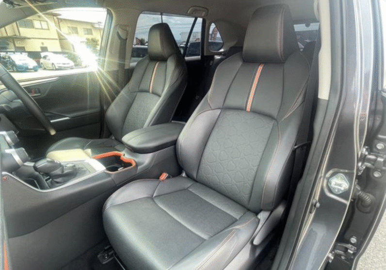 Toyota (RHD) RAV 4 Hybrid Adventure 2023