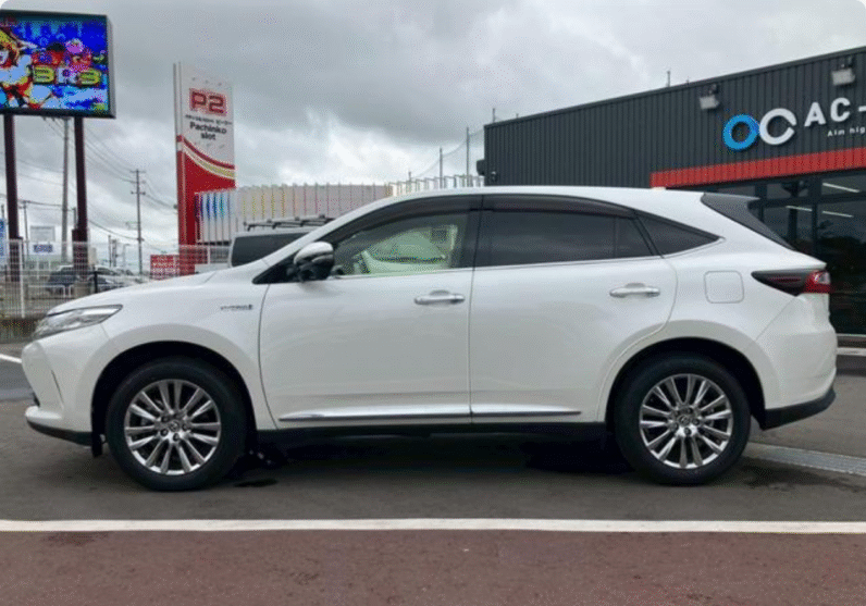 Toyota (RHD) Harrier Hybrid Premium 2019