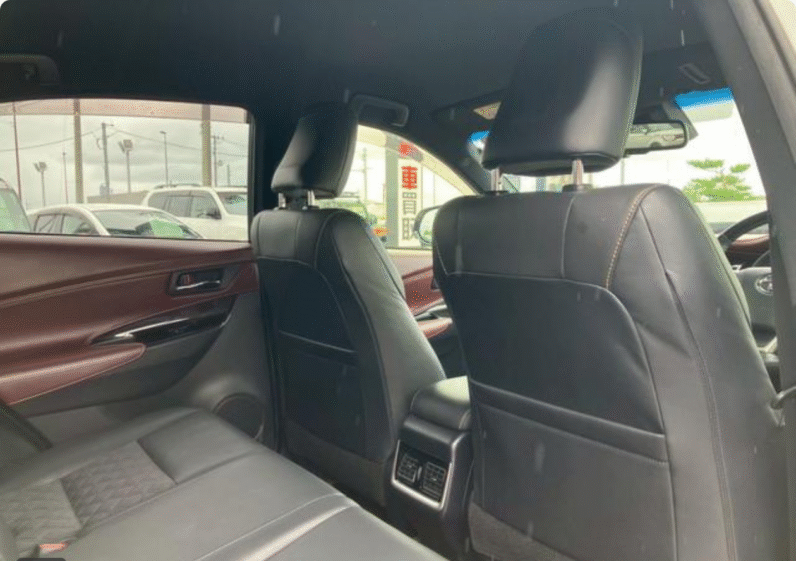 Toyota (RHD) Harrier Hybrid Premium 2019