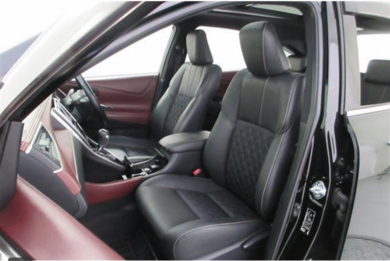 Toyota (RHD) Harrier Hybrid Premium 2019