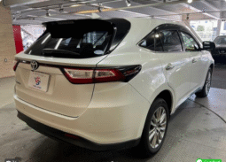 Toyota (RHD) Harrier Premium 2019