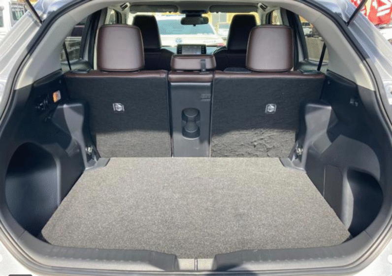 Toyota (RHD) Yaris Cross Hybrid 2021