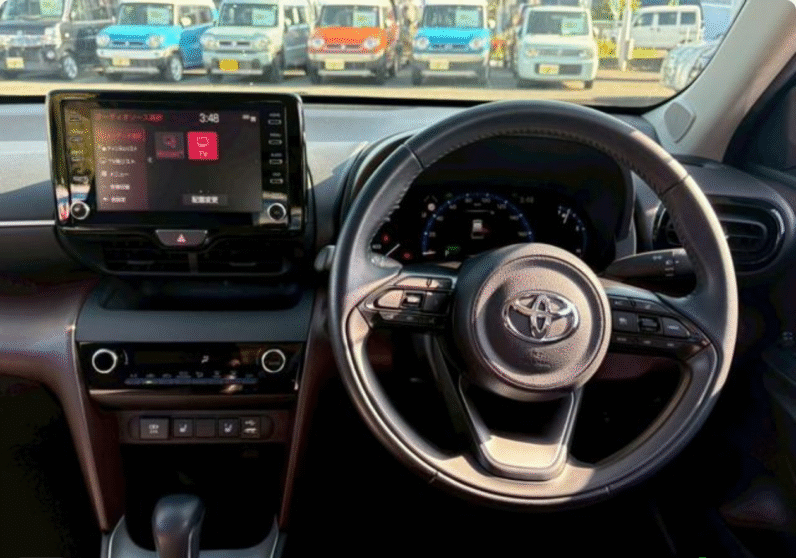 Toyota (RHD) Yaris Cross Hybrid Z 2022