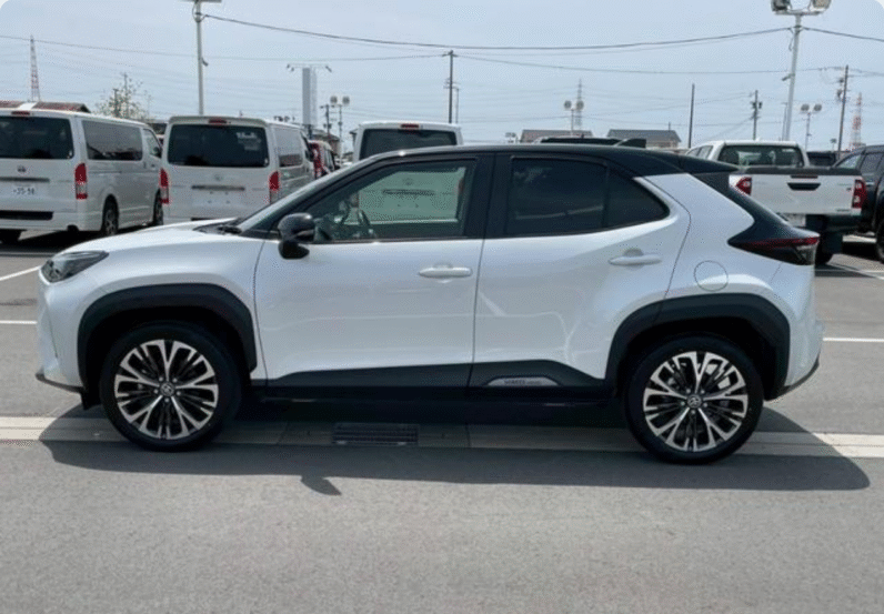 Toyota (RHD) Yaris Cross Hybrid Z 2023