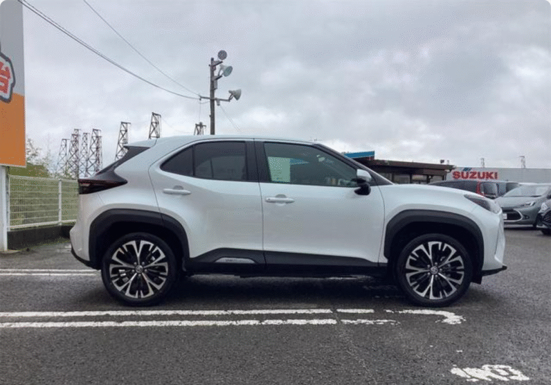 Toyota (RHD) Yaris Cross Hybrid 2024