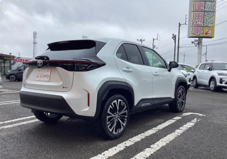 Toyota (RHD) Yaris Cross Hybrid 2024