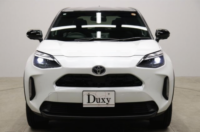 Toyota (RHD) Yaris Cross Hybrid Z 2025 White