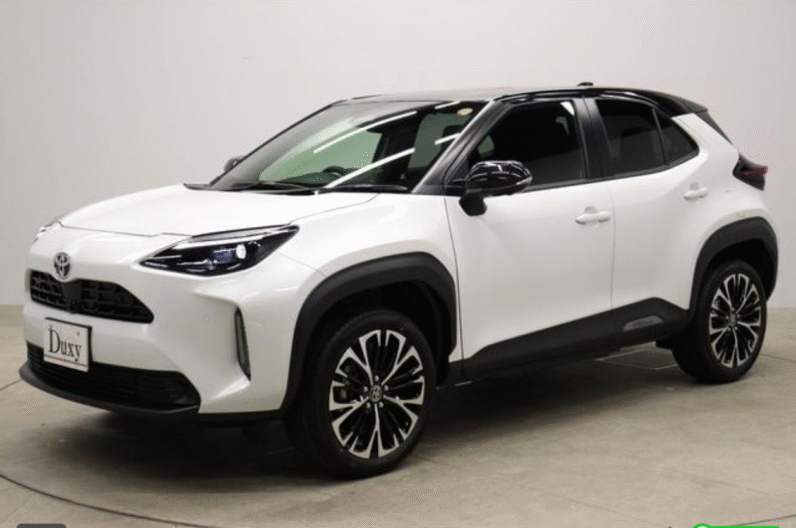 Toyota (RHD) Yaris Cross Hybrid Z 2025 White