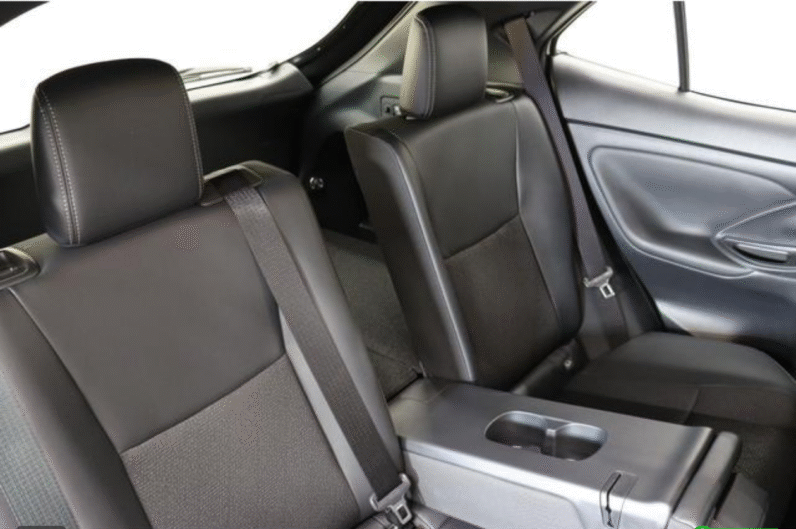 Toyota (RHD) Yaris Cross Hybrid Z 2025 White