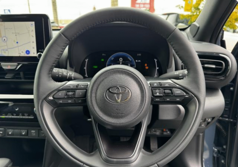 Toyota (RHD) Yaris Cross Hybrid Z 2025