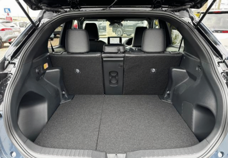 Toyota (RHD) Yaris Cross Hybrid Z 2025