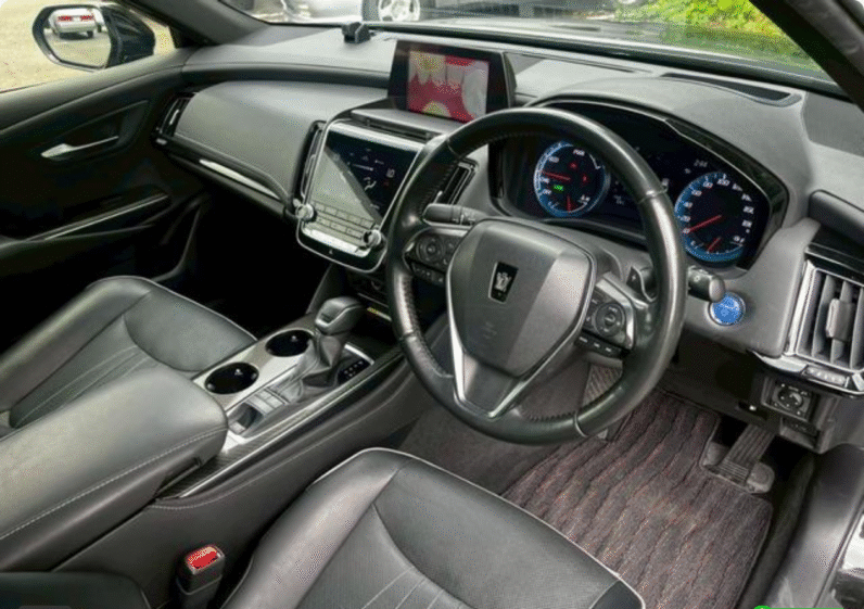 Toyota (RHD) Crown Hybrid RS Advance 2019