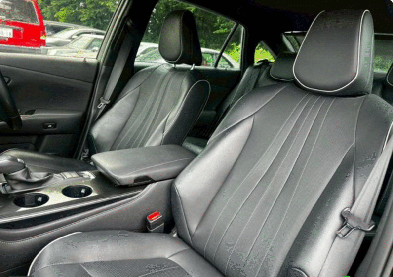 Toyota (RHD) Crown Hybrid RS Advance 2019