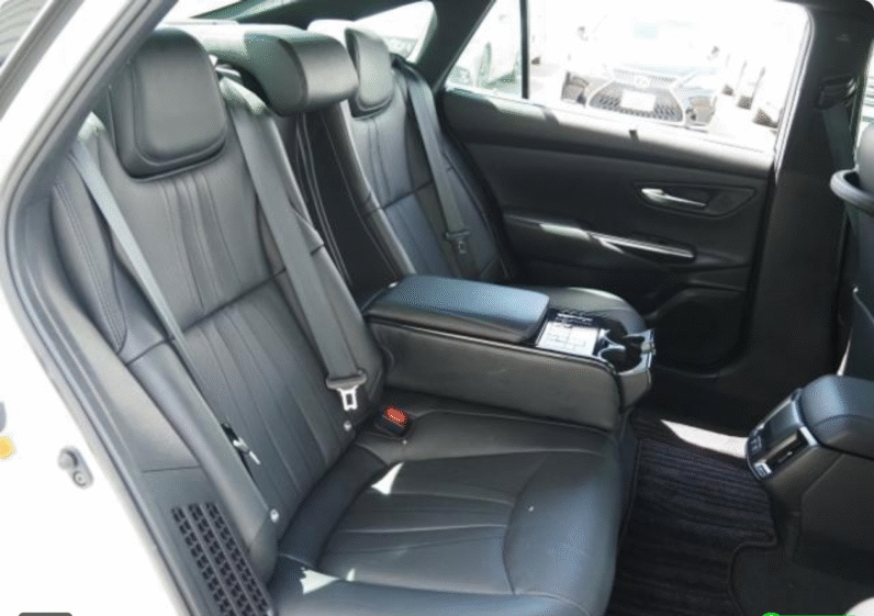 Toyota (RHD) Crown Hybrid RS Advance 2020 White