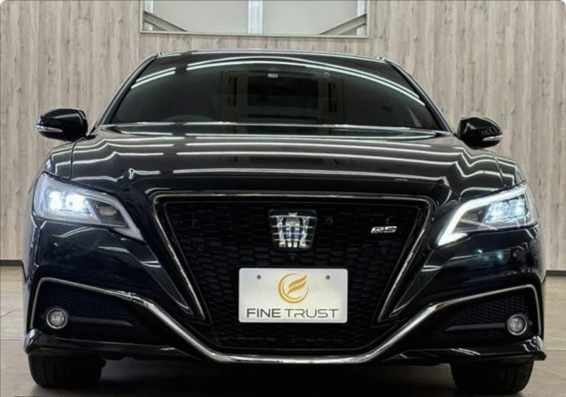 Toyota (RHD) Crown Hybrid RS 2021