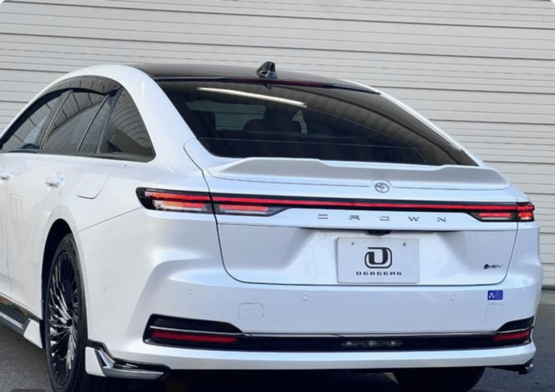 Toyota (RHD) Crown Hybrid Z 2023