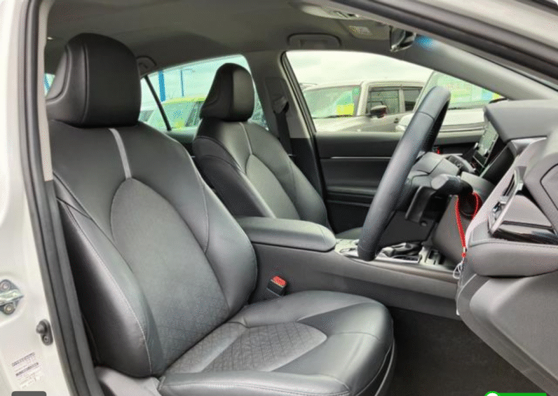 Toyota (RHD) Camry Hybrid WS Leather 2023 White