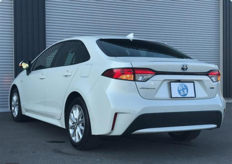 Toyota (RHD) Corolla Hybrid S 2019